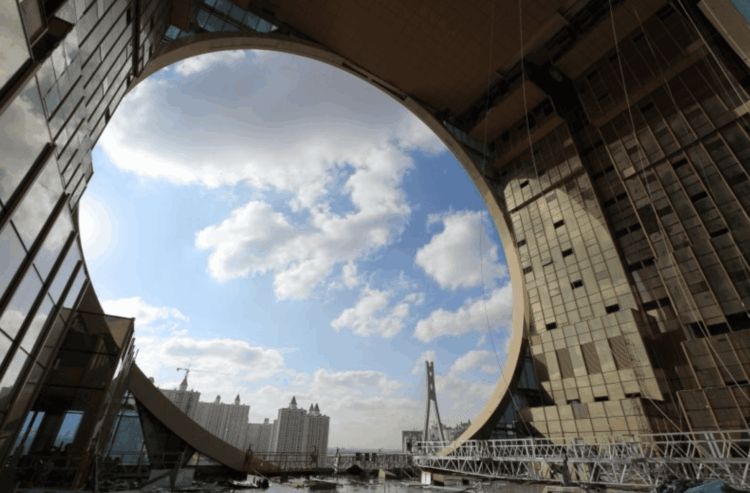 The Crucial Role of Local Architects: Expertise and Hyper-Local Insight