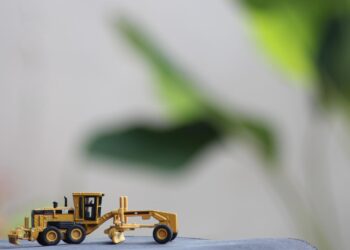 Automated Heavy Construction Equipment Fleet Asset Solutions